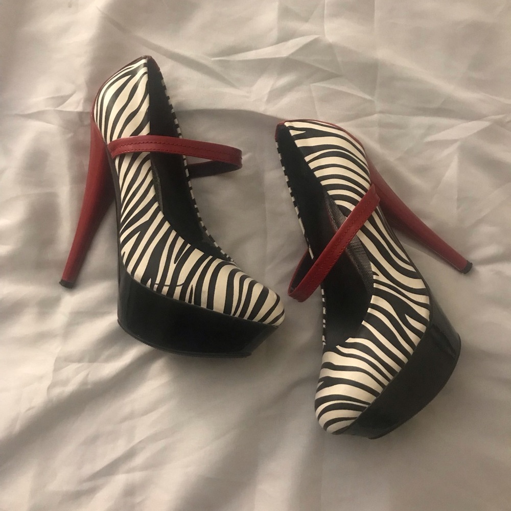 Anne Michelle platform hills